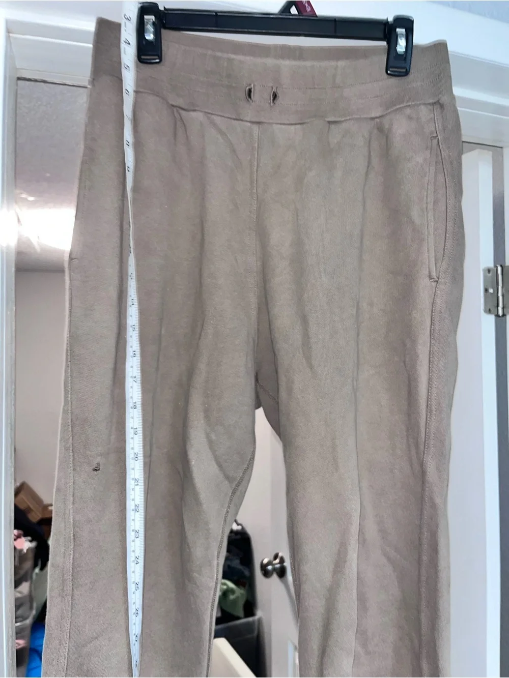 John Elliott Taupe Slim Sweatpants in gold size 4 euc joggers sweats vintage